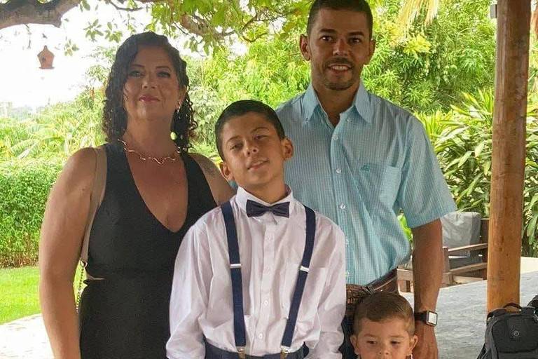 Acidente com BMW mata 5 da mesma família em SP - 26/12/2025 - Cotidiano