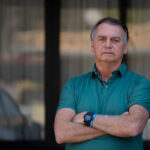 Bolsonaro passa por nova cirurgia para tratar soluços - 29/12/2025 - Política