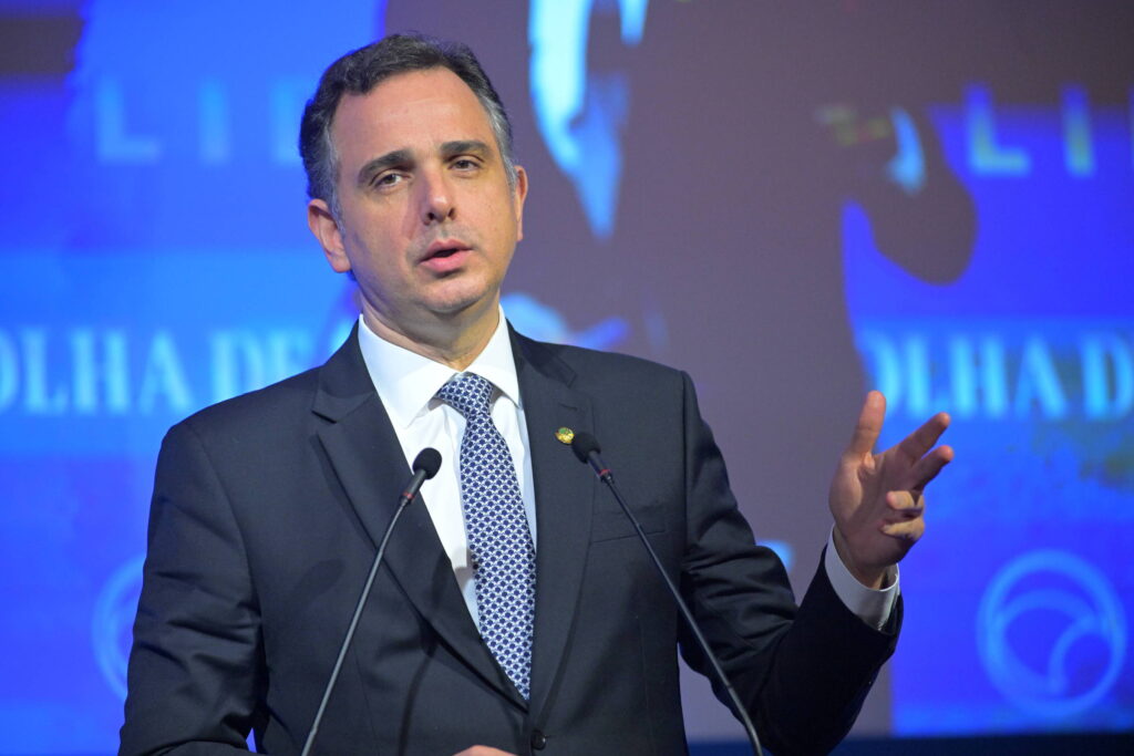 Caso Master: Pacheco defende Toffoli por carona em jato - 08/12/2025 - Painel