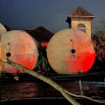 Ciclone atinge vinícolas e casas em Flores da Cunha (RS) - 09/12/2025 - Cotidiano