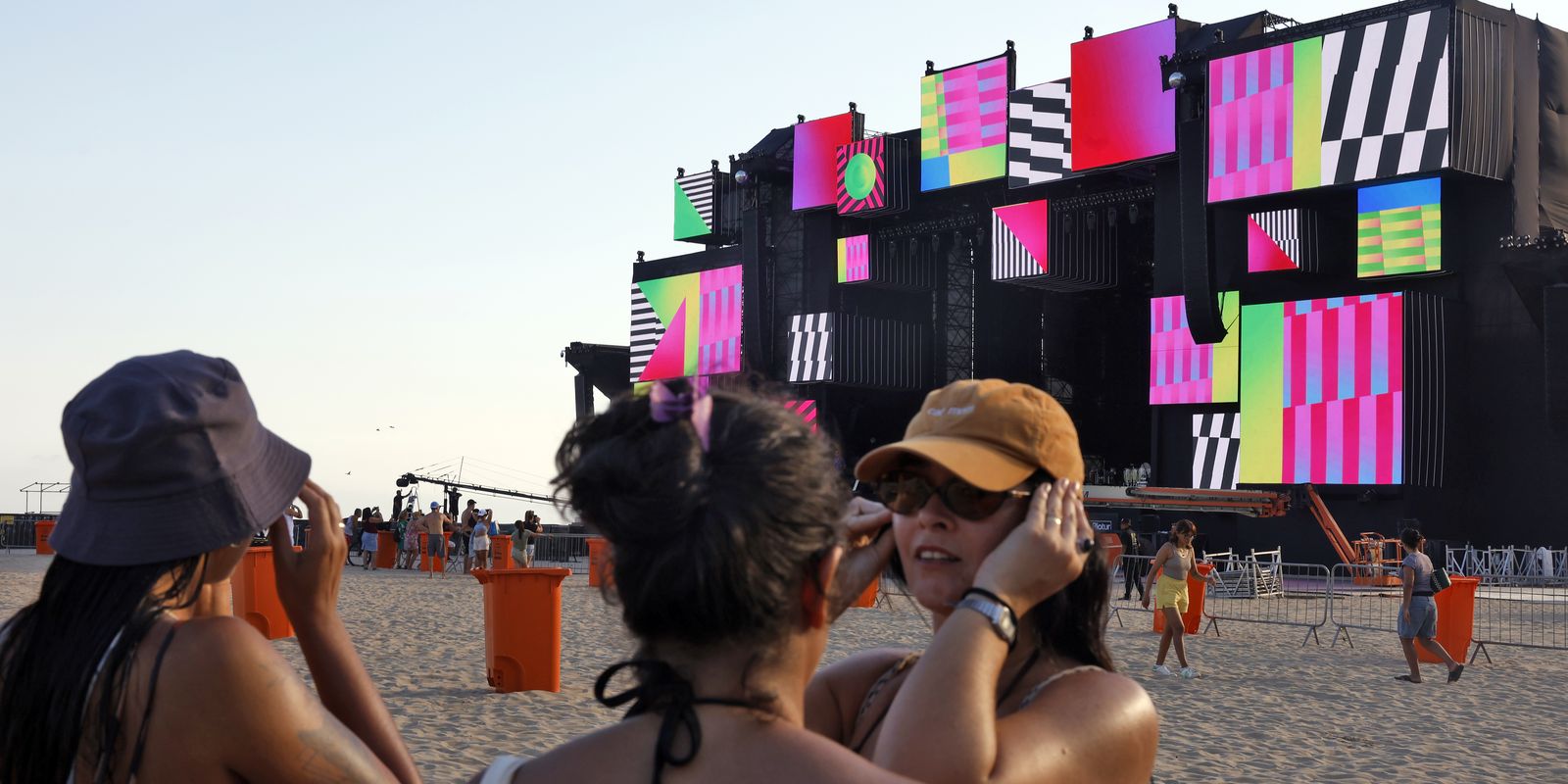 Copacabana já vive clime de expectativa para a festa da virada