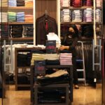 Entenda os direitos do consumidor para trocas de presentes de Natal