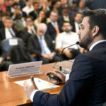 Ex-assessor de Bolsonaro pede para ir a julgamento no STF - 04/12/2025 - Painel
