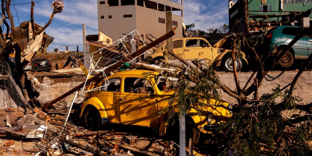 Grupo vai acompanhar ações em áreas atingidas por tornado no Paraná