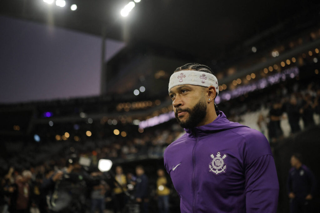 Semi da Copa do Brasil expõe times com realidades opostas - 09/12/2025 - Esporte