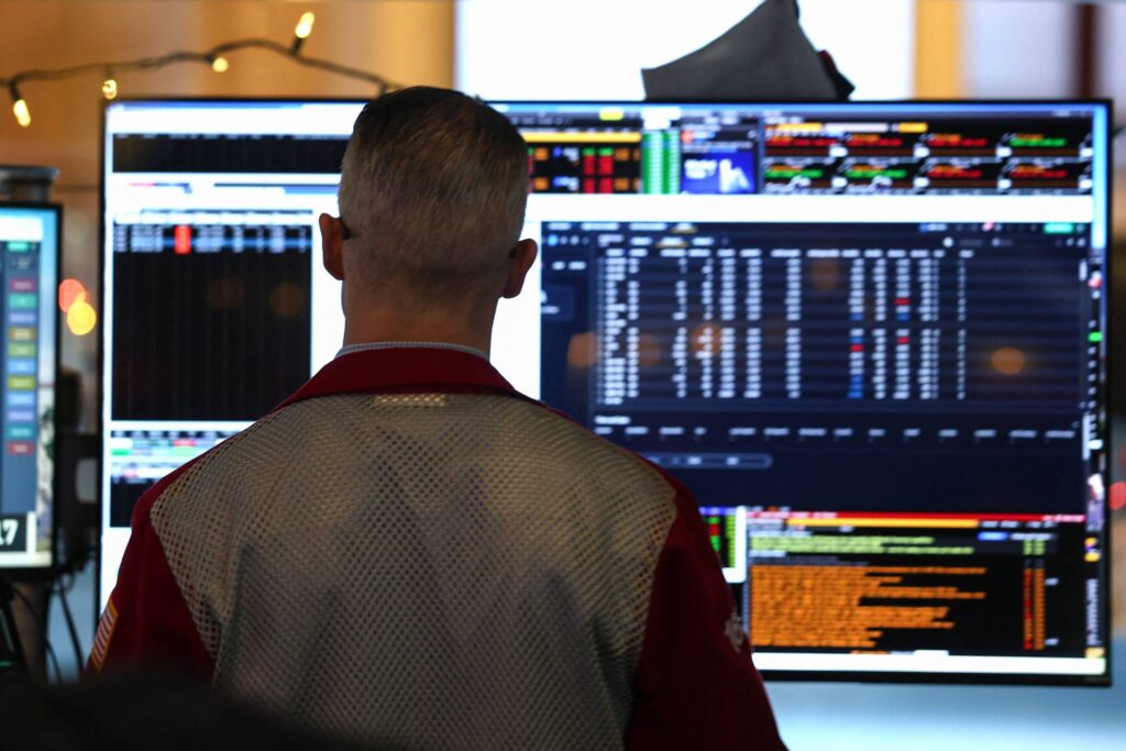 Wall Street reduz tecnologia e amplia setores - 13/12/2025 - Mercado