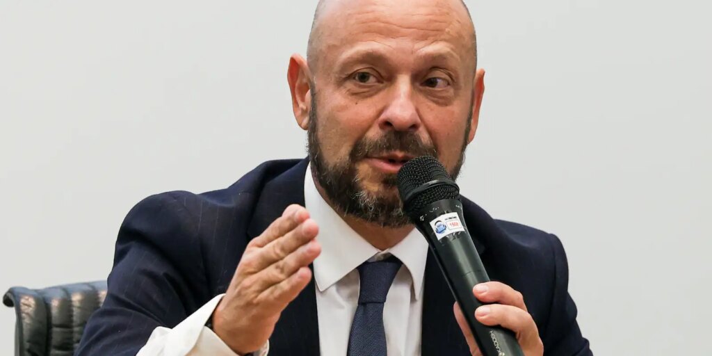 Aposentados têm até 14 de fevereiro para pedir ressarcimento ao INSS