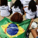 Ato no Rio pede justiça pela morte de Thiago Menezes Flausino