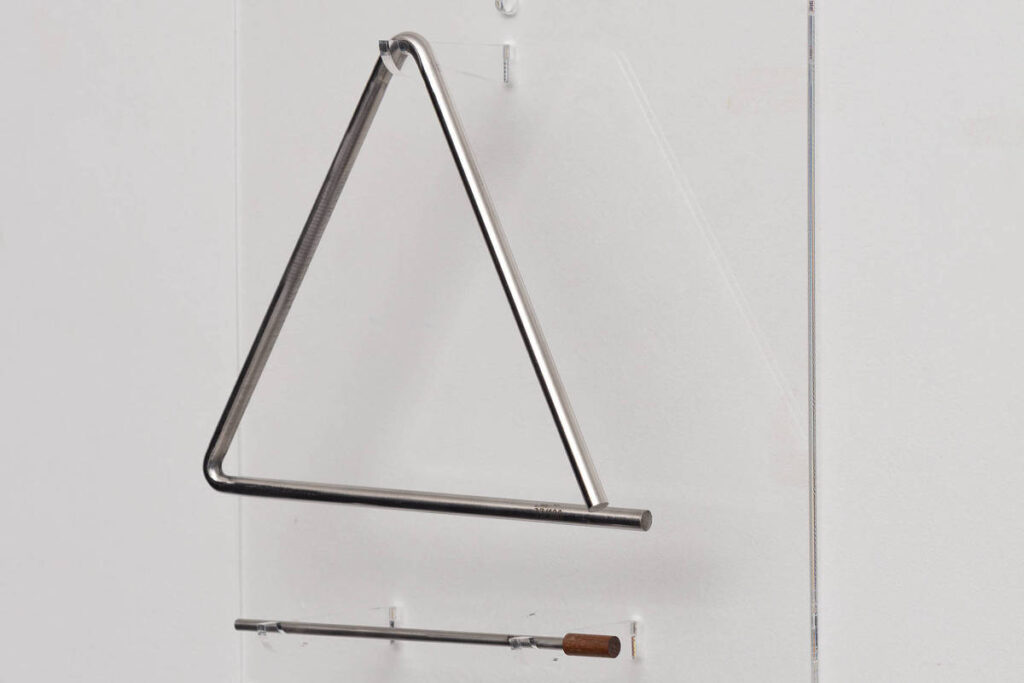 Cildo Meireles tem obra sonora revista em livro e mostras - 20/01/2026 - Ilustrada