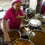 Cresce contratação de pessoas 50+ no comércio e nos serviços em SP