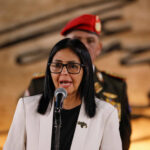 EUA levanta dúvidas sobre cooperação de Delcy Rodríguez - 28/01/2026 - Mundo