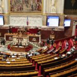 França aprova lei que elimina 'dever conjugal' - 29/01/2026 - Equilíbrio