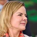 Lula pede Gleisi no Senado e deixa chefia da SRI em aberto - 20/01/2026 - Política
