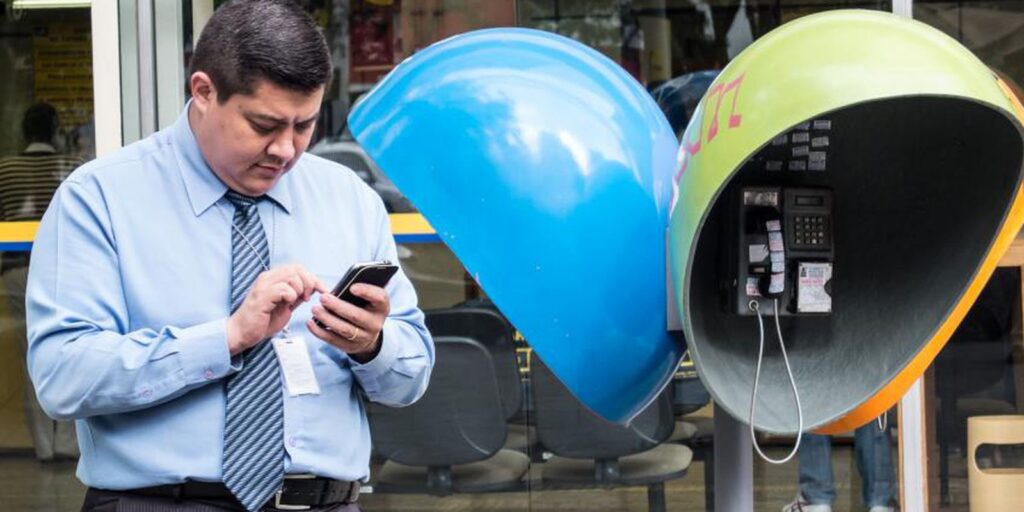 Orelhões serão extintos no Brasil até o fim de 2028