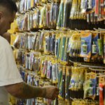 Preço de material escolar pode variar até 276% nas papelarias de SP