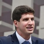 Vereador do Novo protocola pedido de impeachment contra João Campos