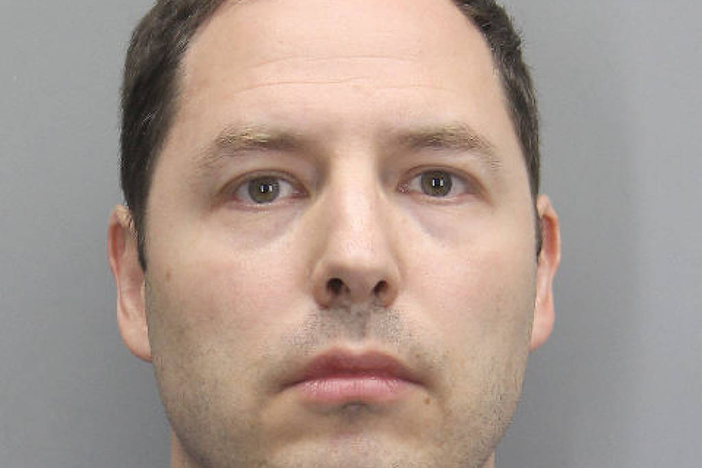 Brasileira no caso: Americano é condenado por matar esposa - 03/02/2026 - Cotidiano