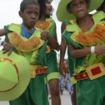 Escolas de samba mirins desfilam nesta sexta na Marquês de Sapucaí