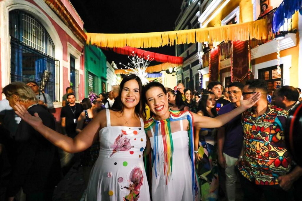 Governadora Raquel Lyra acompanha abertura do Carnaval de Recife e Olinda