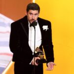 Grammy: Bad Bunny faz história ao vencer álbum do ano - 02/02/2026 - Ilustrada