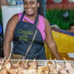 Mães ambulantes cobram pontos de apoio para crianças no carnaval