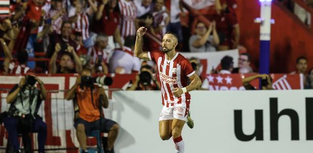 Náutico volta a vencer o Santa Cruz e avança para a final do Pernambucano