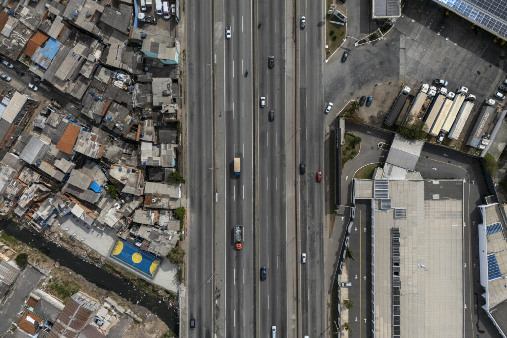 Pistas simples concentram acidentes mais graves - 19/02/2026 - Cotidiano