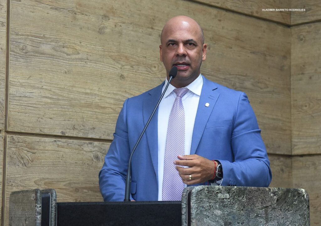 Anderson Correia solicita reestruturação do Parque Serra dos Cavalos e implantação de um CETAS para Caruaru