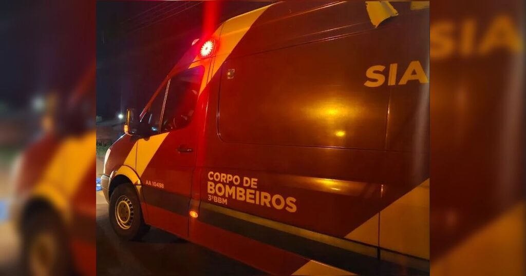 Bombeiros atendem sequência de acidentes na BR-376 em Mauá da Serra