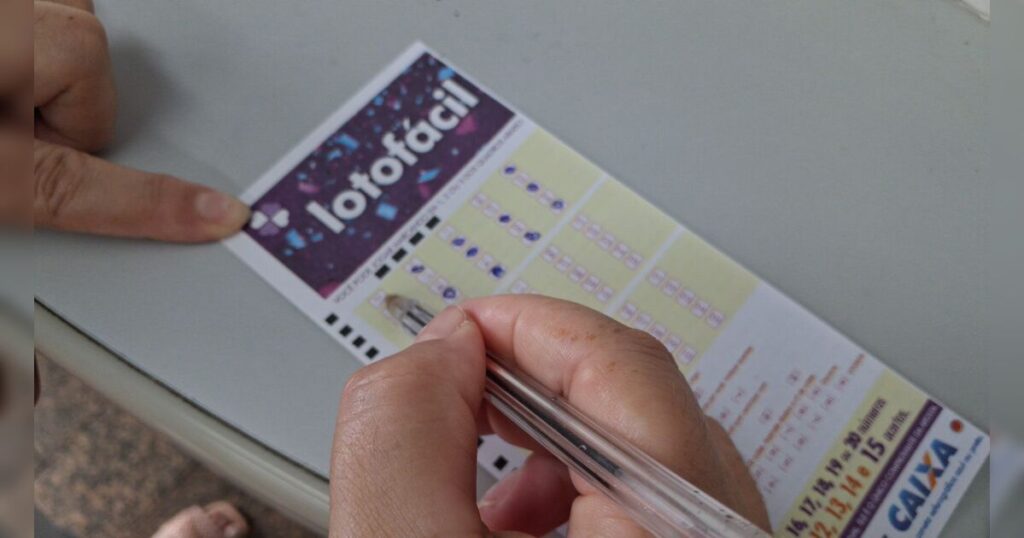 Confira o resultado da Lotofácil concurso 3648 deste sábado (28)