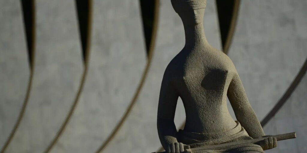 Confira penduricalhos cortados e mantidos após decisão do Supremo