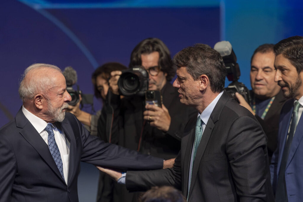 Governo Lula chama gestão Tarcísio na última hora para ato - 25/03/2026 - Painel