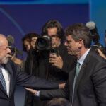 Governo Lula chama gestão Tarcísio na última hora para ato - 25/03/2026 - Painel