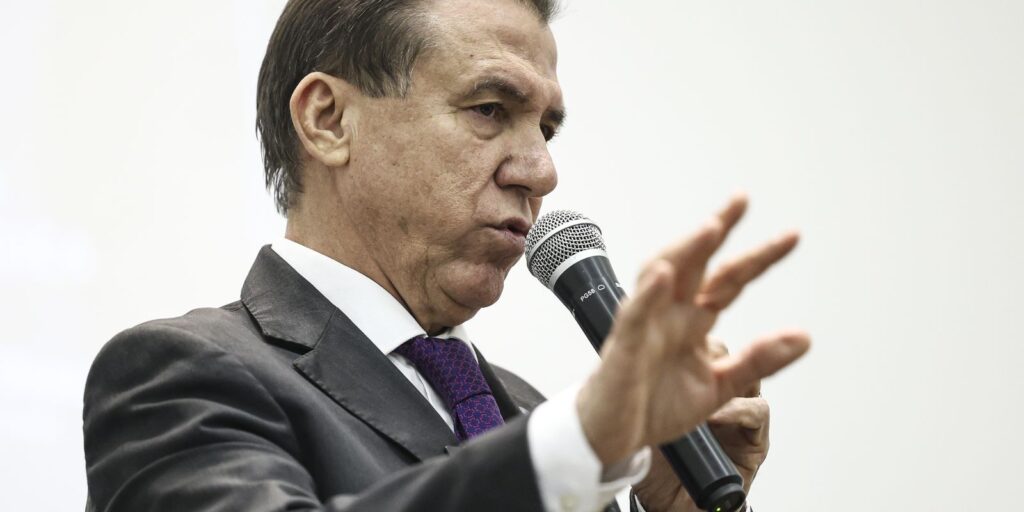 Governo pode enviar projeto com urgência se escala 6x1 não avançar