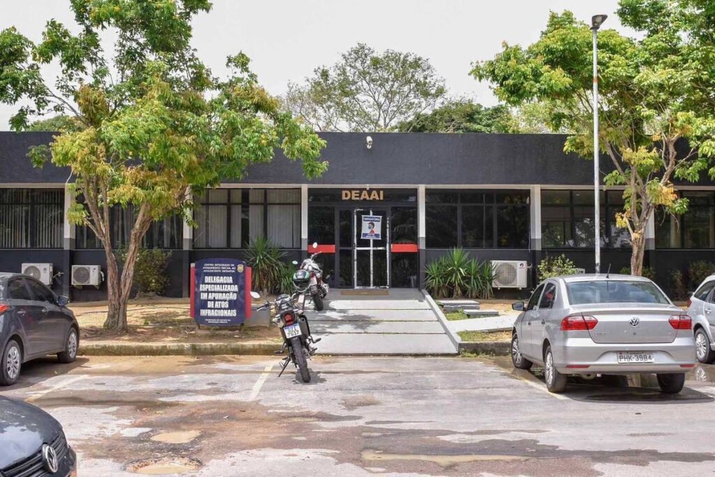 Menores são apreendidos suspeitos de estupro em Manaus - 29/03/2026 - Cotidiano