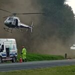 Motociclista de 32 anos morre em grave acidente envolvendo caminhões