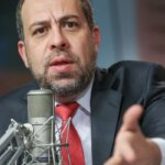 “Negociamos com os caminhoneiros”, diz Boulos sobre greve da categoria