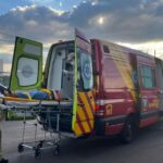 Acidente entre carro e moto deixa dois feridos na Avenida Minas Gerais, em Apucarana