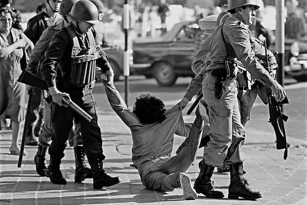 Advogado homenageia golpe de 64 em sessão; veja vídeo - 05/04/2026 - Mônica Bergamo