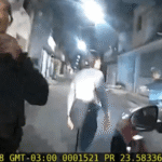 Imagens de câmera corporal mostra o momento em que colega questiona por que PM atirou em mulher na Cidade Tirantes