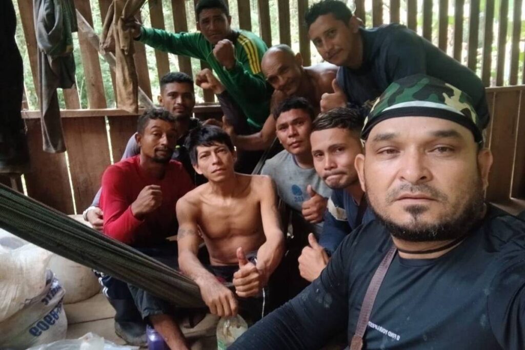 Castanheiro é achado após 22 dias perdido em floresta - 30/04/2026 - Cotidiano