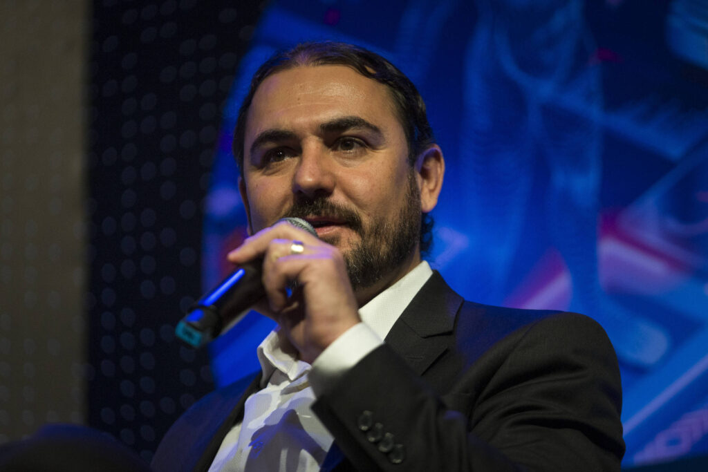 Imposto Seletivo: governo explica como será o imposto - 12/04/2026 - Que imposto é esse