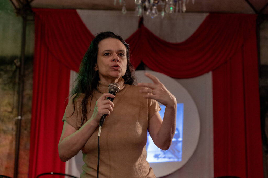 Janaína Paschoal propõe aula em gabinete na greve - 26/04/2026 - Educação