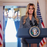 Melania Trump diz que não foi vítima de Epstein - 09/04/2026 - Mundo
