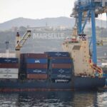 Superávit comercial da UE cai 60% com queda das exportações para EUA devido a tarifas - 17/04/2026 - Economia