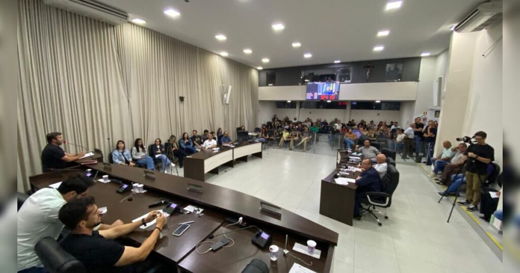 Vereadores aprovam convocação de diretor do Cemsa para esclarecimentos