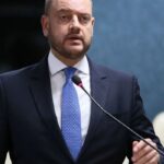 Zanin mantém presidente do TJRJ no cargo de governador interino do Rio