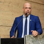Anderson Correia solicita que Prefeitura de Caruaru disponibilize cirurgias ortopédicas para animais por meio de convênios com clínicas particulares