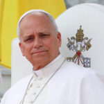 Atendente de banco desligou na cara do papa Leão; entenda - 06/05/2026 - Mundo