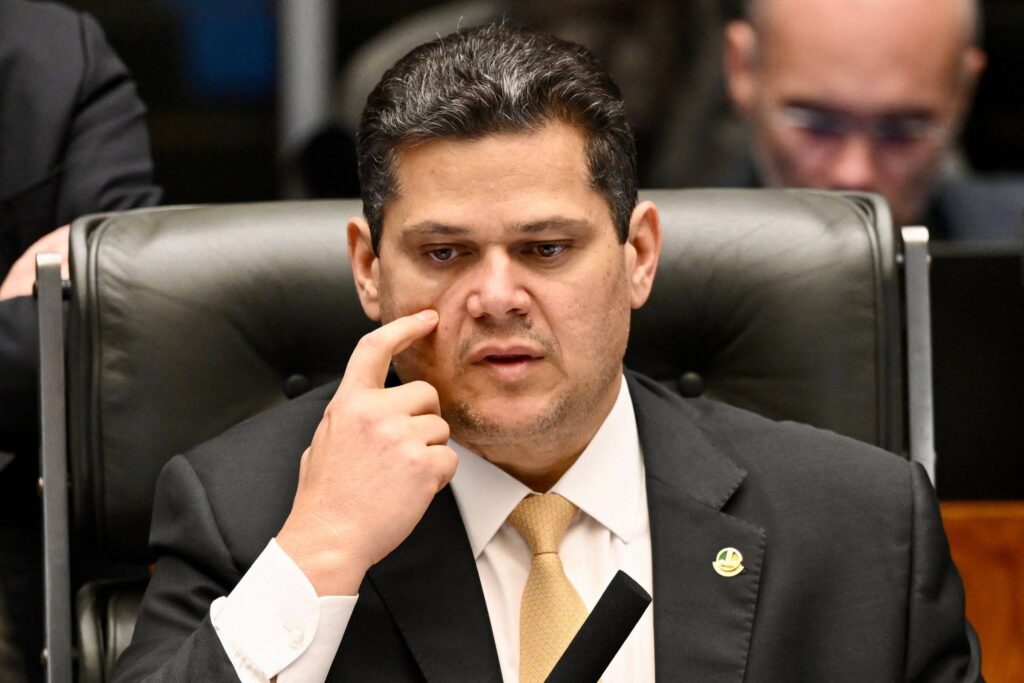 Davi deve barrar de novo criação de CPI do Master - 21/05/2026 - Política